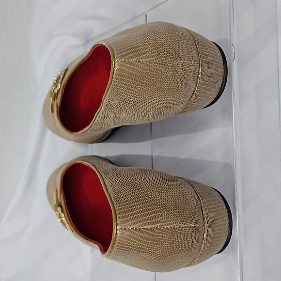 AMALFI BY RANGONI SLIP ON WEDGE SHOE SIZE 8 IN BIEGE/ TAN - Picture 7 of 9